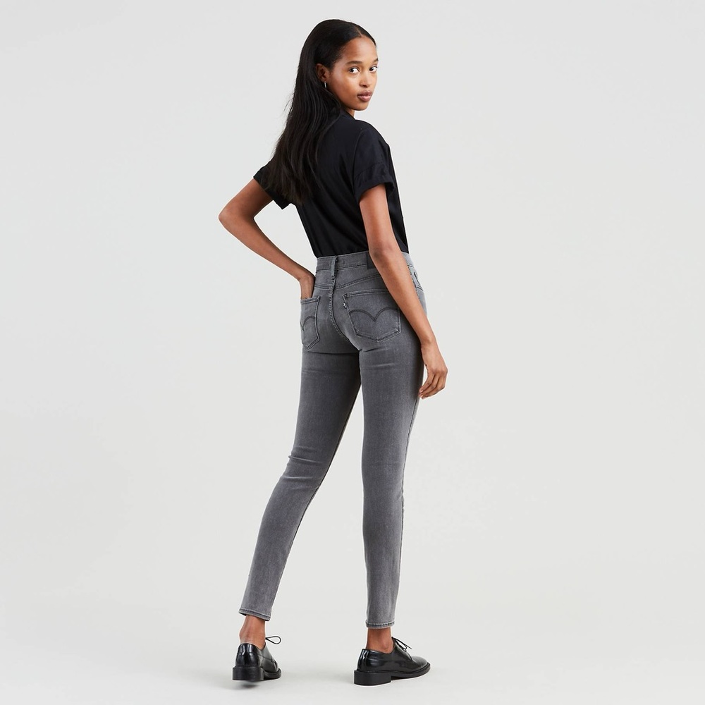 LEVI’S 311 Shaping Skinny Jeans